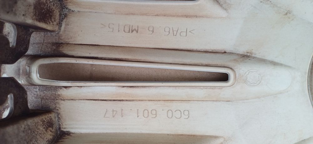 Kołpak 1 sztuka VW 14 cali .