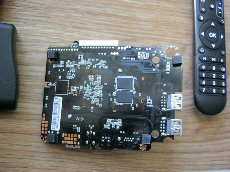 Smart TV Box X92 (2/16) без корпуса (Android TV-9) - бесплатно 2000 ТВ каналов
