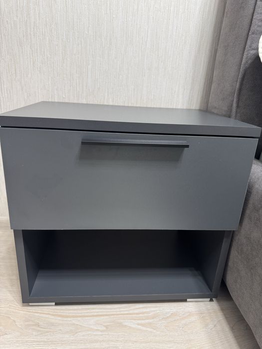 Продам тумбы новые графит