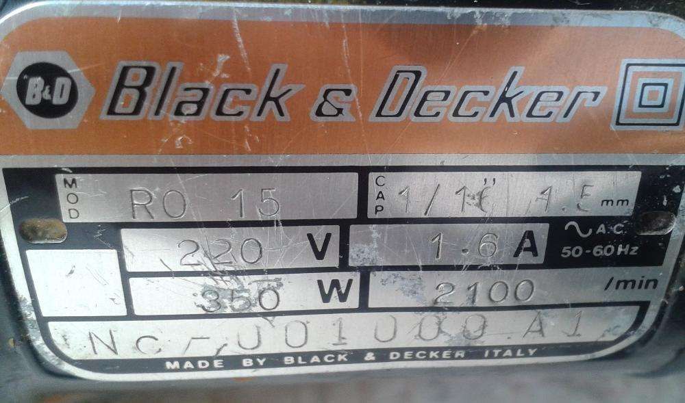Roedora de Chapa Black & Decker - Pouco usada