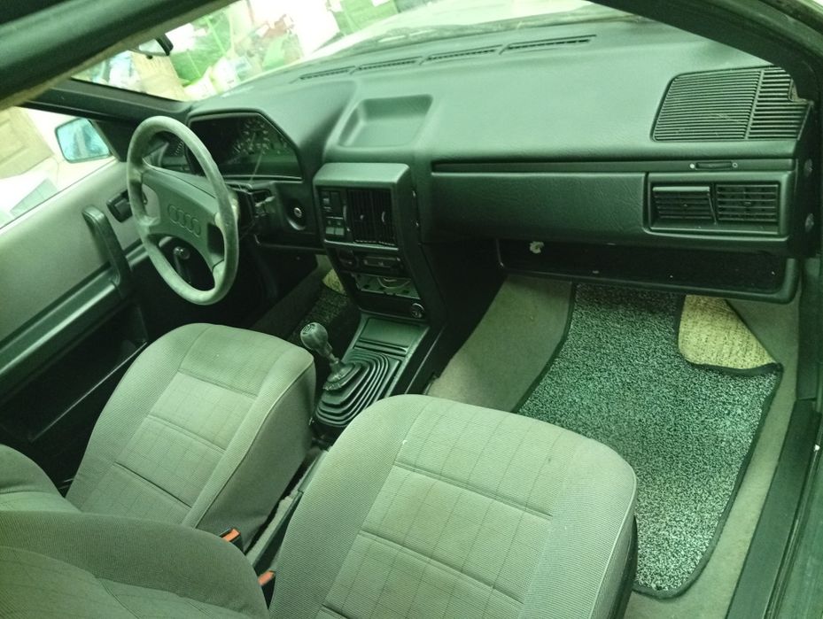 Vende-se Audi A100