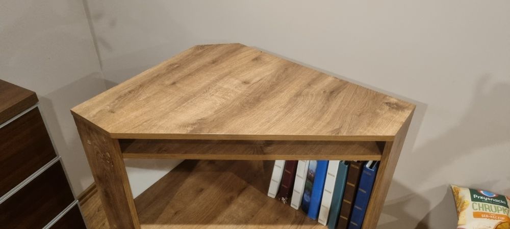 Szafka narożna pod telewizor