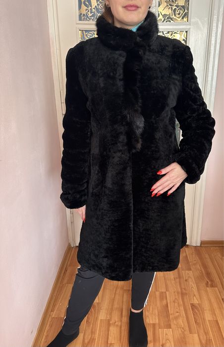Шуба натуральне хутро мутон норка