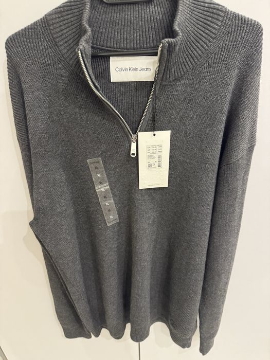 Джемпер Calvin Klein розмір: XL