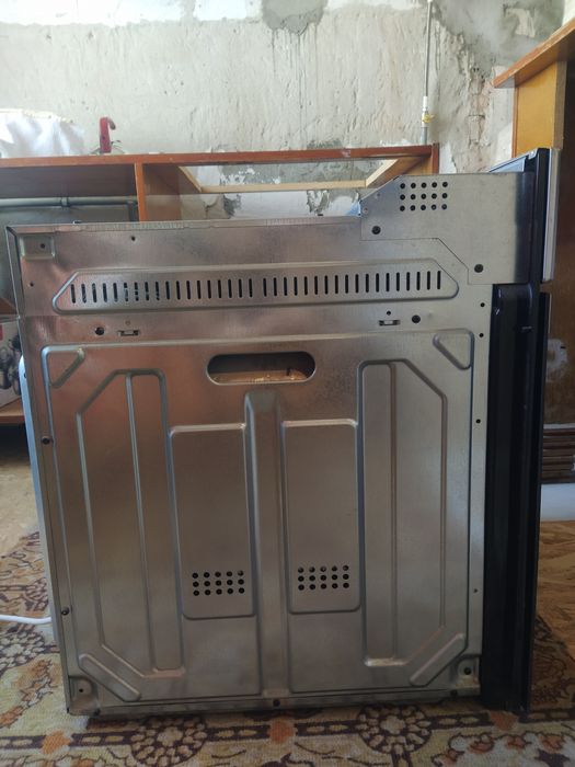 Духовка електрична під забудову Gorenje. Духова шафа.
