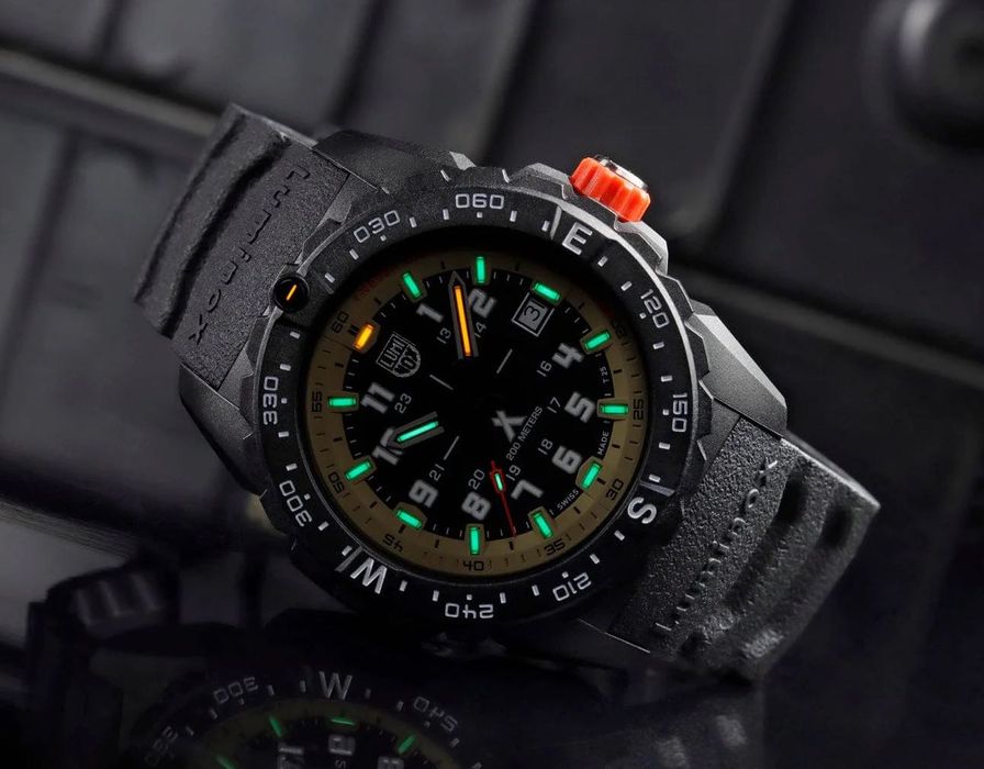 Годинник LUMINOX Bear Grylls XB.3731 Mountain SAPPHIRE 43 mm. 200 MT.