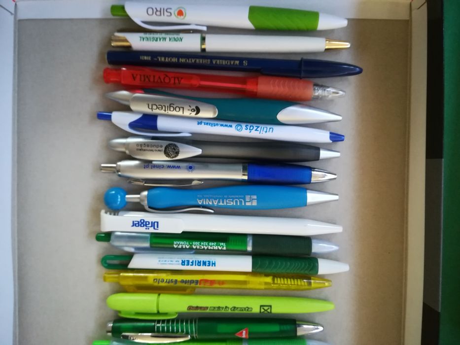 61 Canetas de coleção