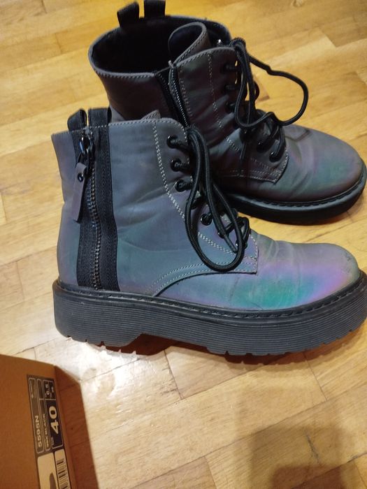 Ботінки. Ботінки жіночі