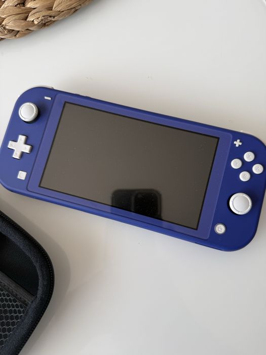 Switch lite como nova c/ bolsa
