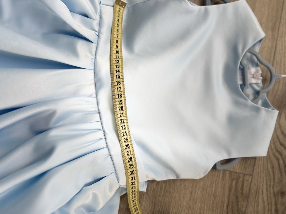 Сукня для дівчинки