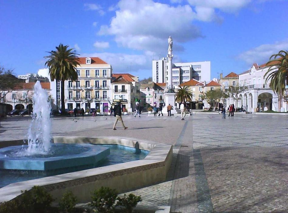 QUARTO na cidade. Setúbal