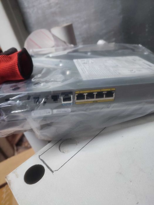 Маршрутизатор Cisco 800 (881)