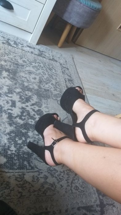 Sandaly  sandałki koturny zamszowe czarne sexy  35