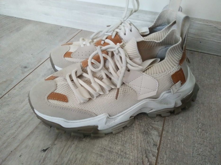 Adidasy damskie rom. 39