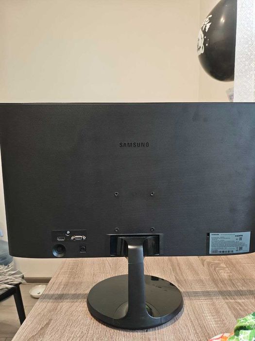 Монітор Samsung S24F350F 24 Дюйма