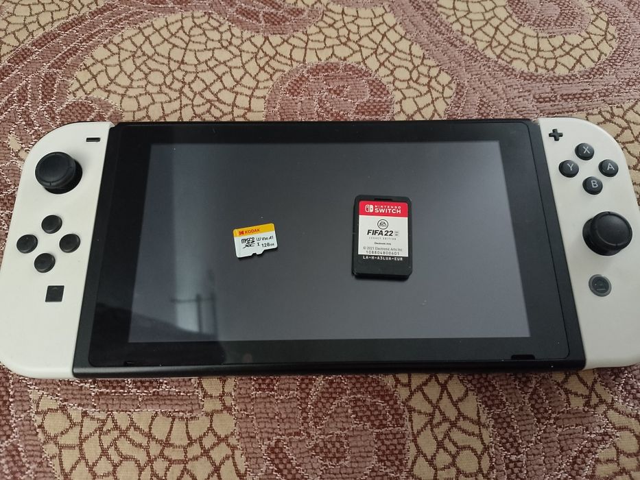 Продам Nintendo switch