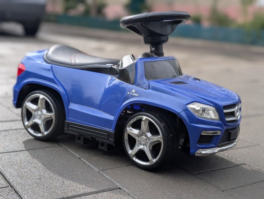 Дитяча машина-толокар / електромобіль Mercedes-Benz (синій)
