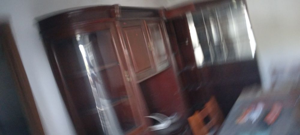 Móvel bar canto com dois bancos