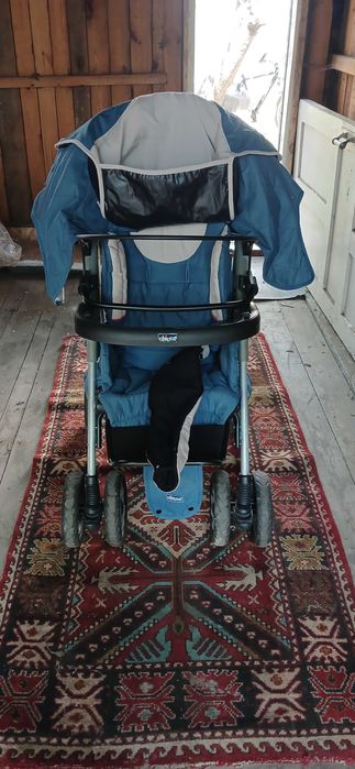 Продам дитячу коляску