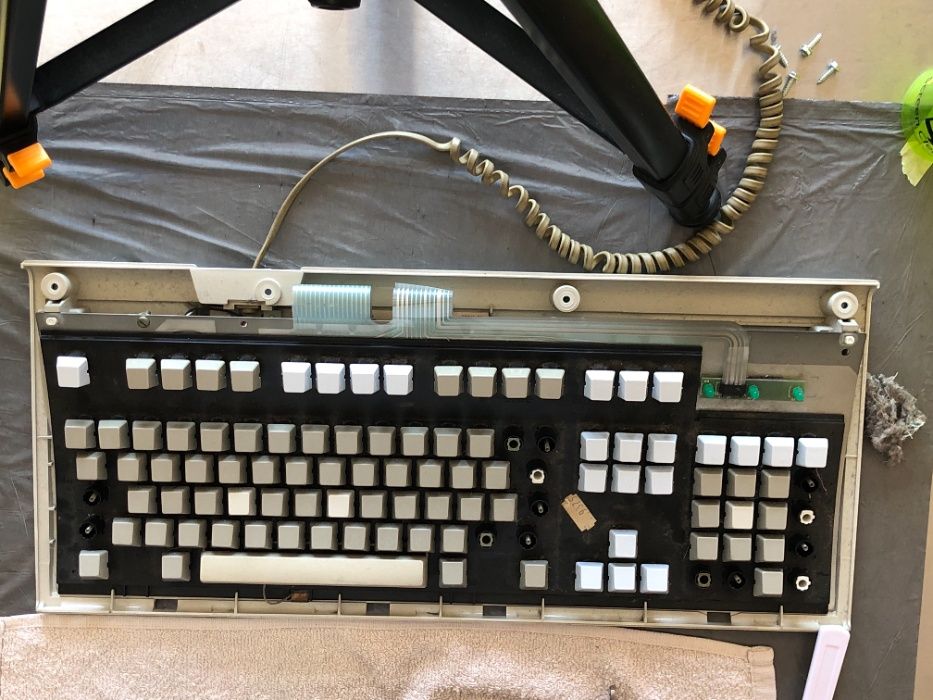 Teclado Mecânico - IBM Model M - “clicky” switches