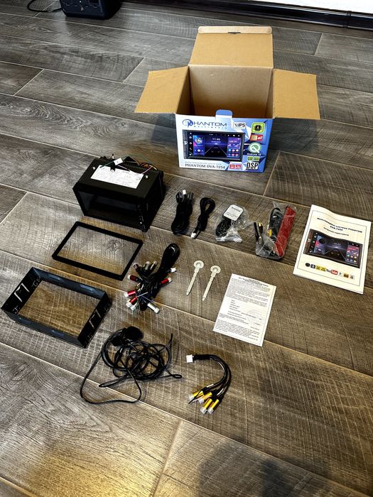 PHANTON DVA-7254 4/64 GB з Apple CarPlay / Android Auto