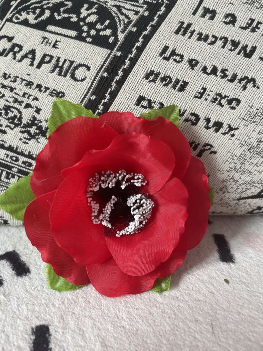 Обруч и заколка для волос