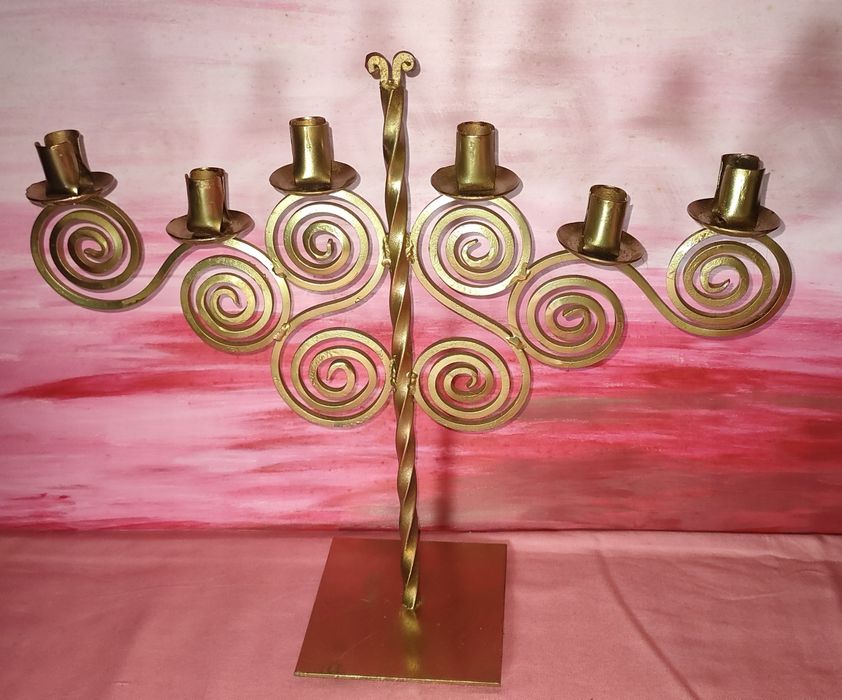 Castiçal Dourado de 6 Lumes