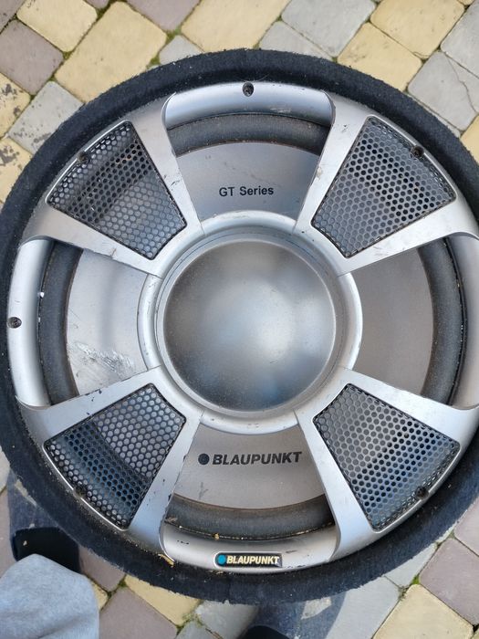 Автомобільний сабвуфер Blaupunkt GTt 1200 SC