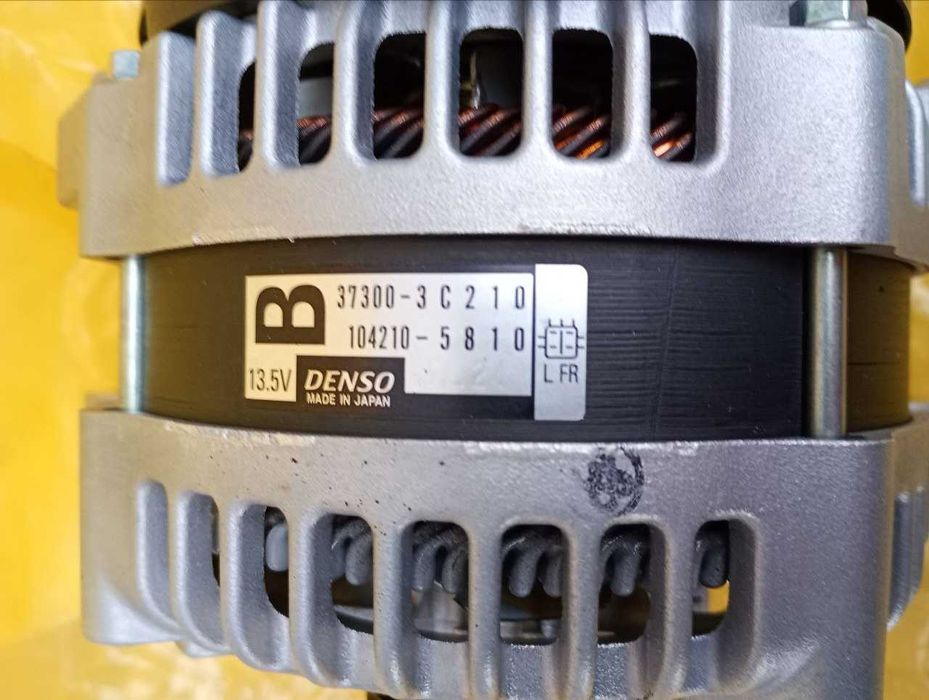 Продам Генератор KIA Hyundai 3.8i V6 373003C210