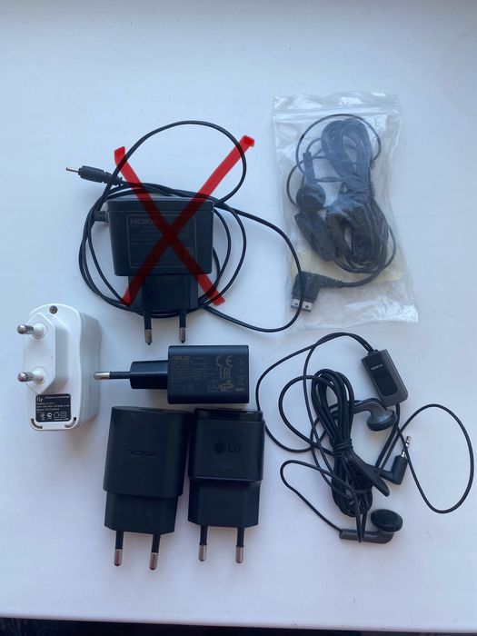 Зарядні та гарнітура 1 шт 86 грн