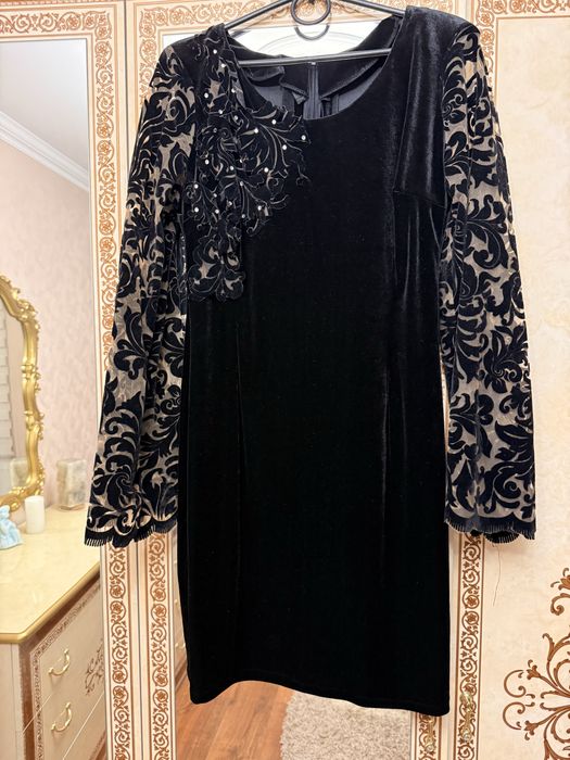 Сукня нарядна чорна коротка до колін на мій ріст 168