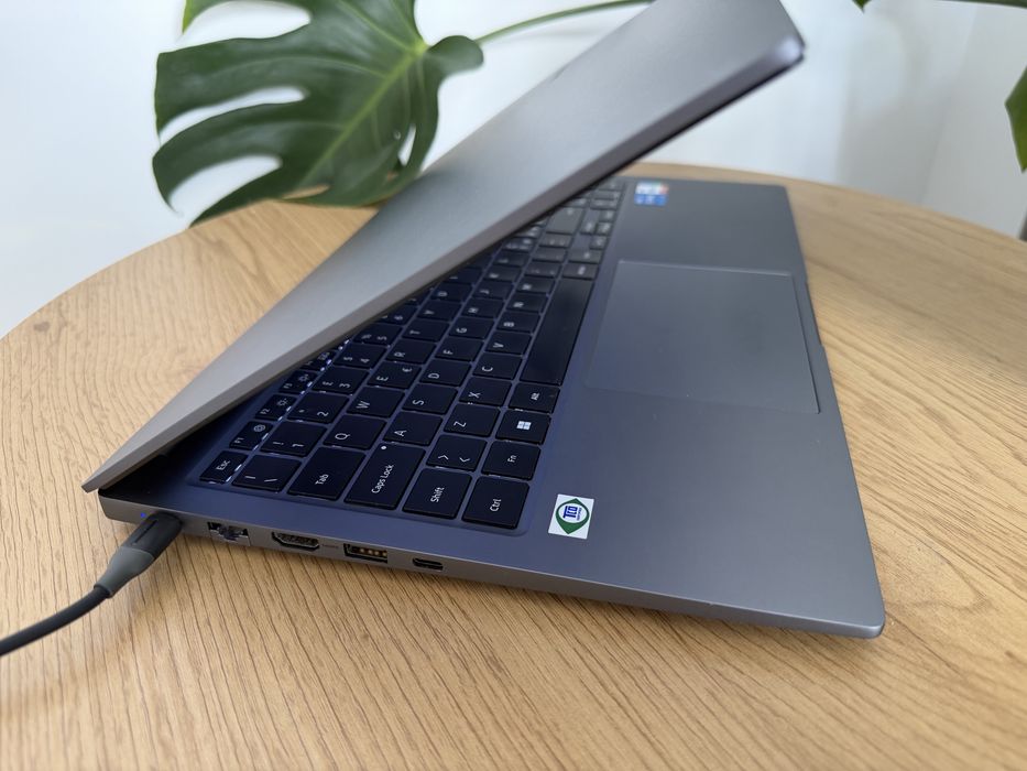Samsung Galaxy Book 4 15.6” i5-1335U 16/250 SSD