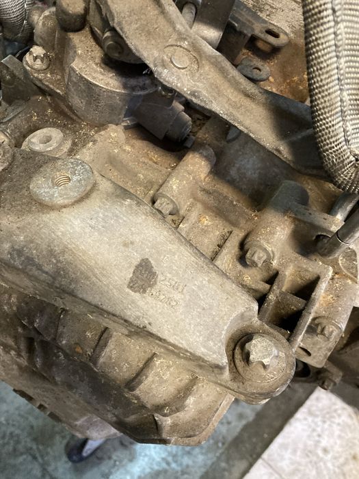 Caixa velocidades opel Zafira 2008