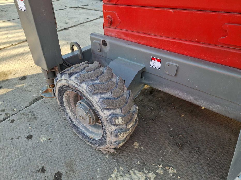 Ножничний підйомник Haulotte H15SXL, пеканіска