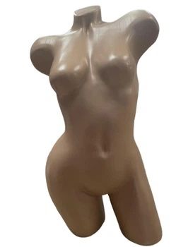 Продаж манекенів, торсів