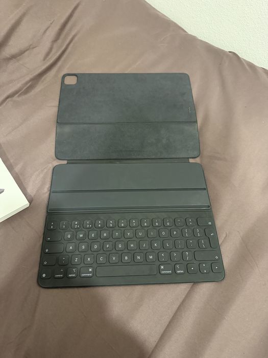 smart keyboard folio apple