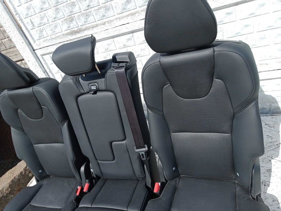 VOLVO XC90 fotel fotele skóra komplet II rząd 15-