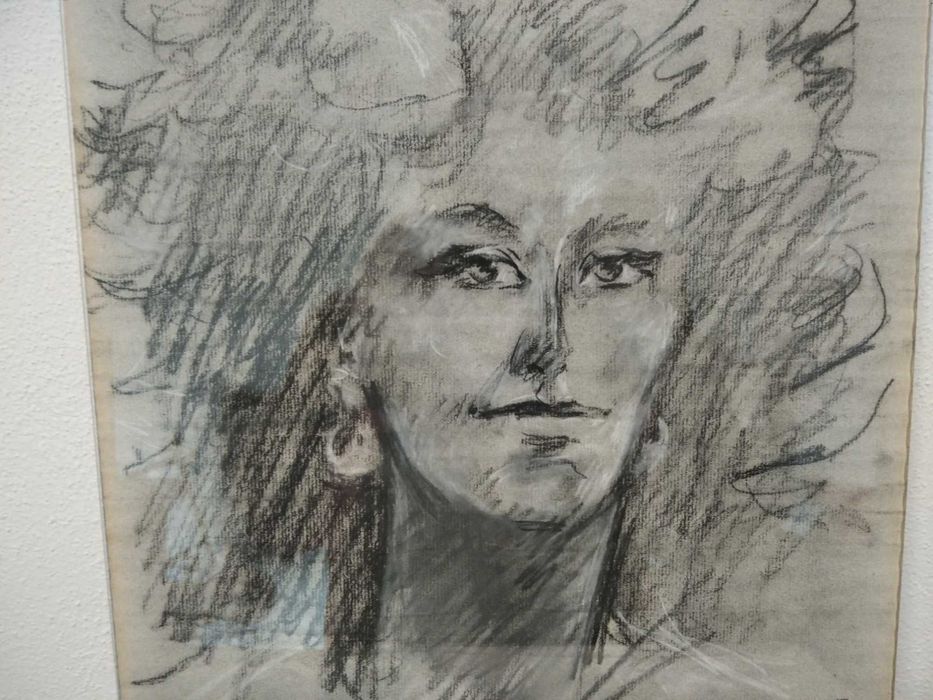 Female Portrait Drawing64553260841473122