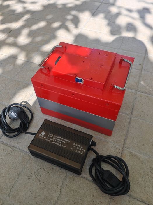 Bateria de Lítio 60Ah + Carregador (Gose / Motas Elétricas