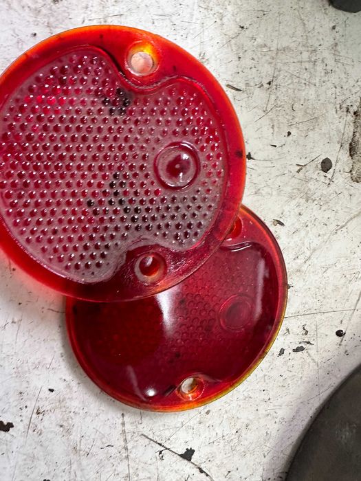 Стекло фонаря НОВОЕ  Газ  Зил  причеп