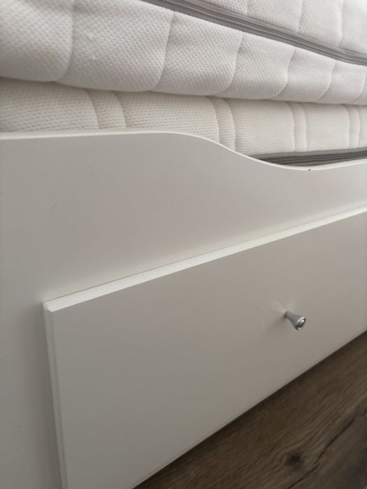 Sprzedam łożko ikea hemes