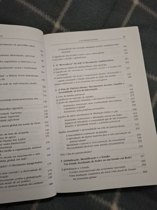 A era da informação: economia,  sociedade e cultura