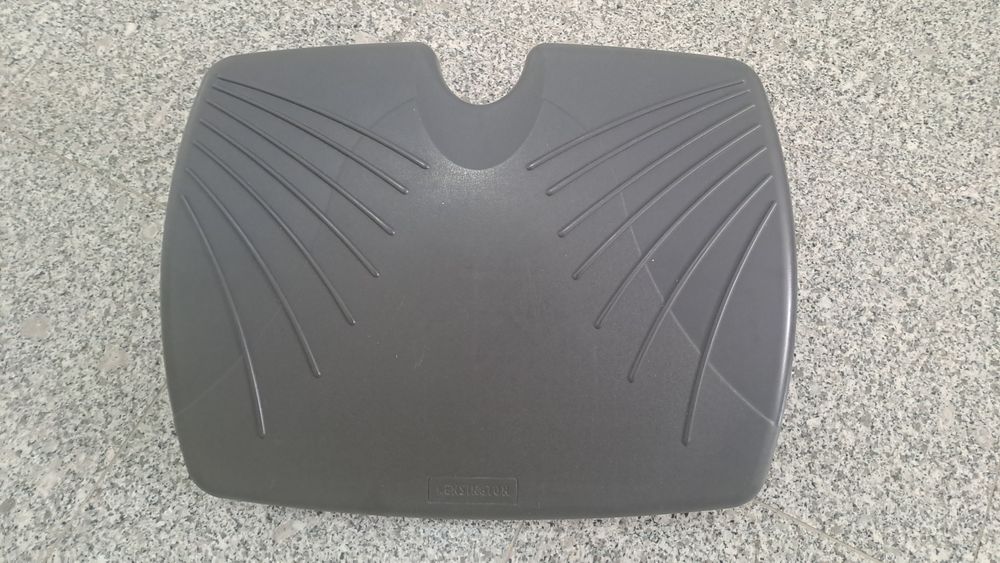 Apoio de pés da marca Kensington - Disponível