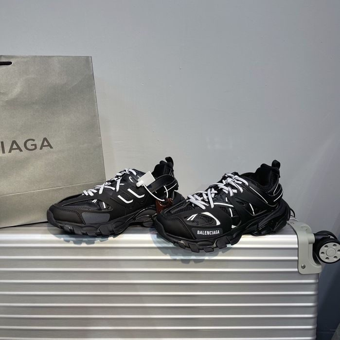 BALENCIAGA Track Black & White 3.0