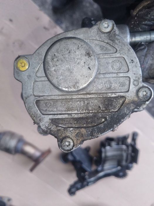 Pompa Vacum Mercedes 3.0 CDI V6 A6422300065