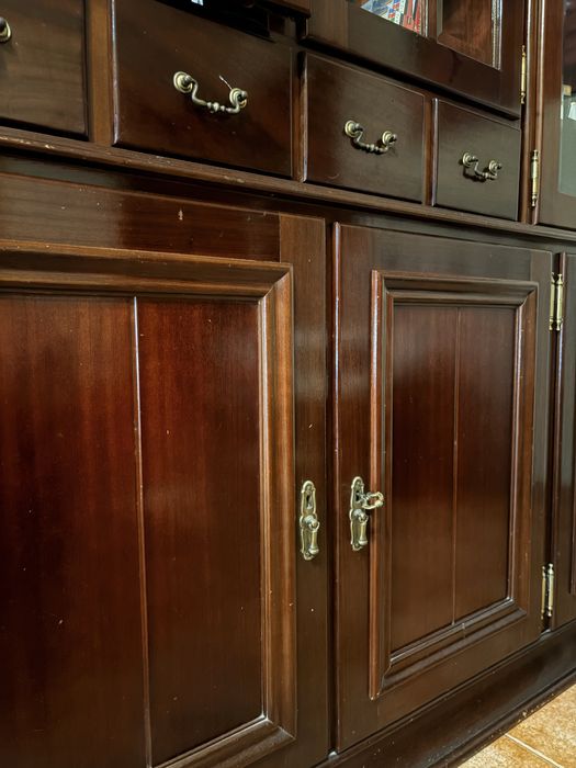 Movel de sala em mogno