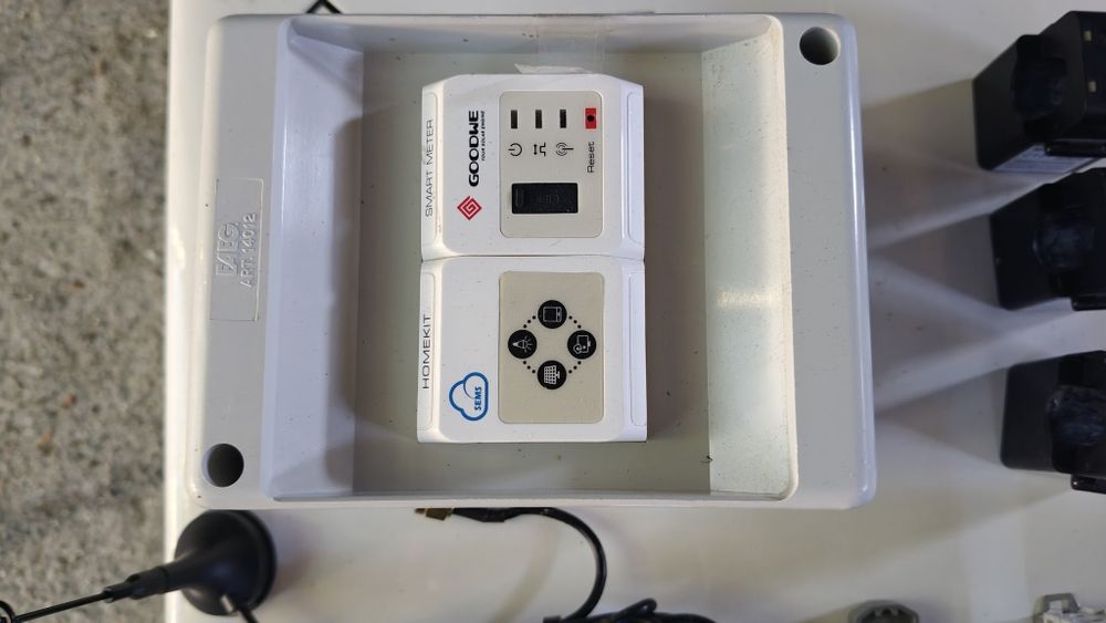 Sistema Solar Trifásico GoodWe 4kW Completo – Inversor + Smart Meter + Proteções