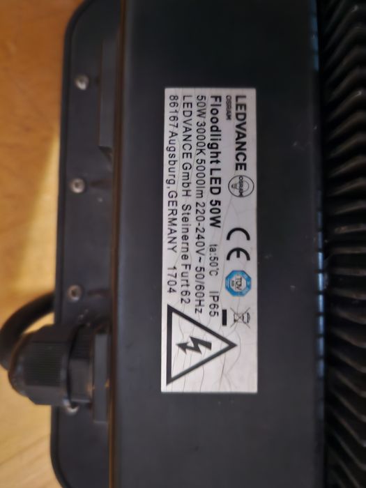 Uszkodzona  lampa, naświetlacz led osram ledvance 50w