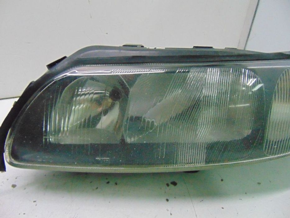 Volvo v70 faróis " nova de stock antigo
