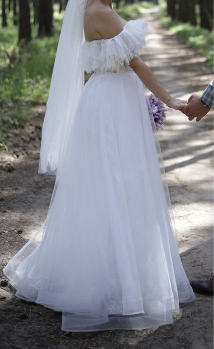 Дизайнерська весільна сукня